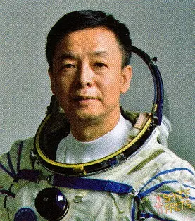 Deng Qingming portrait