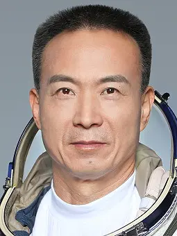 Fei Junlong portrait