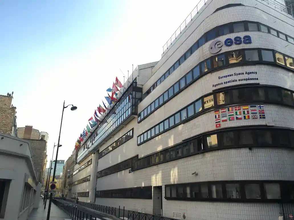 european space agency headquarters