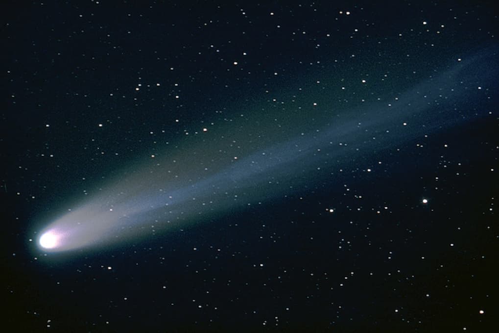 comet Hyakutake by Franz Haar